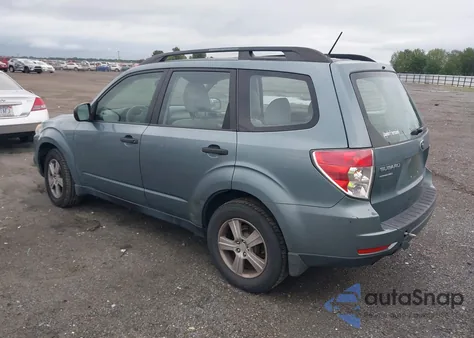 2011 Subaru Forester 2.5X z USA, uszkodzony, nr VIN JF2SHABC8BH738438